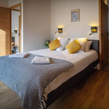 Chalet Bochard - Ovo Network *